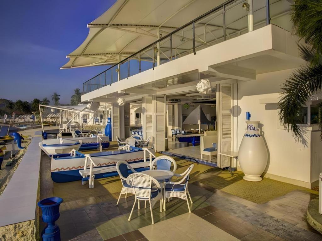 ไวทอลลิส ไวท์ แซนด์ Hotel วีกัน ภายนอก รูปภาพ