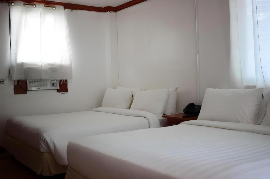 ไวทอลลิส ไวท์ แซนด์ Hotel วีกัน ภายนอก รูปภาพ