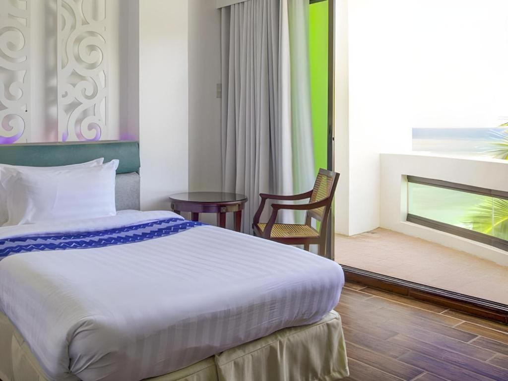 ไวทอลลิส ไวท์ แซนด์ Hotel วีกัน ภายนอก รูปภาพ